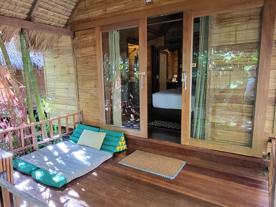 芭派村酒店主图