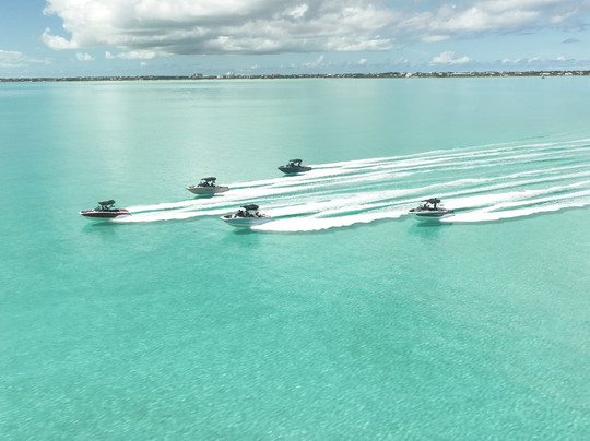 Wake To Wake Watersports-普罗维登西亚莱斯必去景点