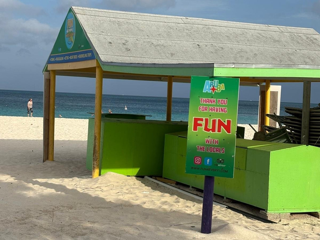 Fun 4 Every 1 Watersports Aruba-棕榈/鹰海滩必去景点