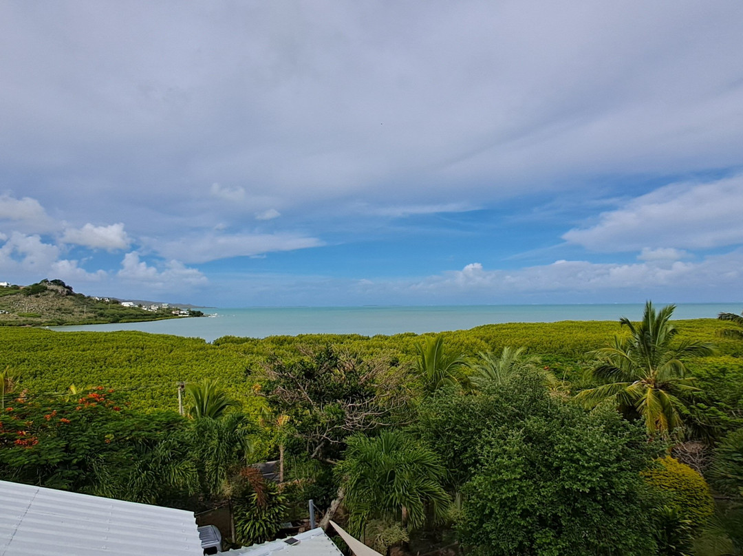 La Cabane d'Ete主图