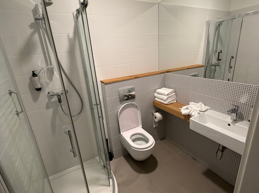 法罗斯格但斯克机场酒店主图