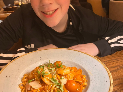 杰克罗素酒店主图