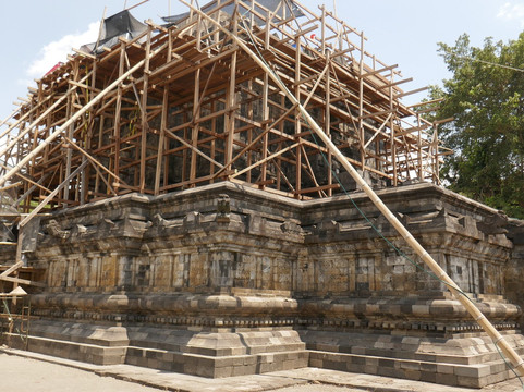 Candi Mendut (Temple)-Mendut必去景点