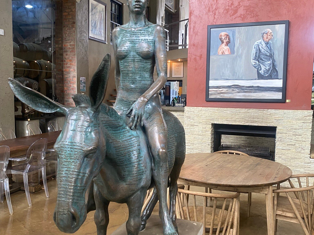 Saronsberg Cellar-塔尔巴赫必去景点