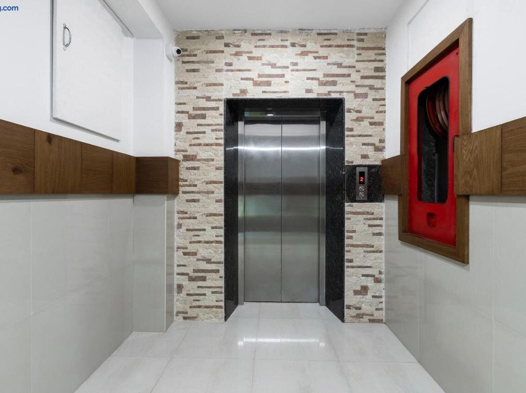 Collection O Hotel Nirvikalpa