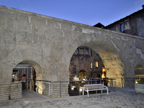 Porta Praetoria-奥斯塔必去景点