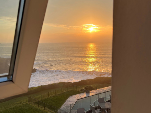 霍特密斯酒店主图