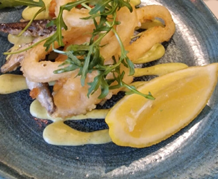 亚当森酒店主图