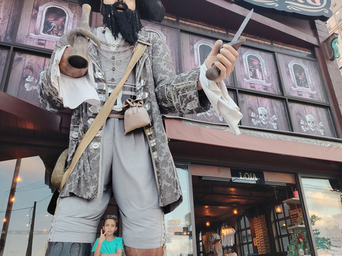 Aventura Pirata-康泊琉海水浴场必去景点