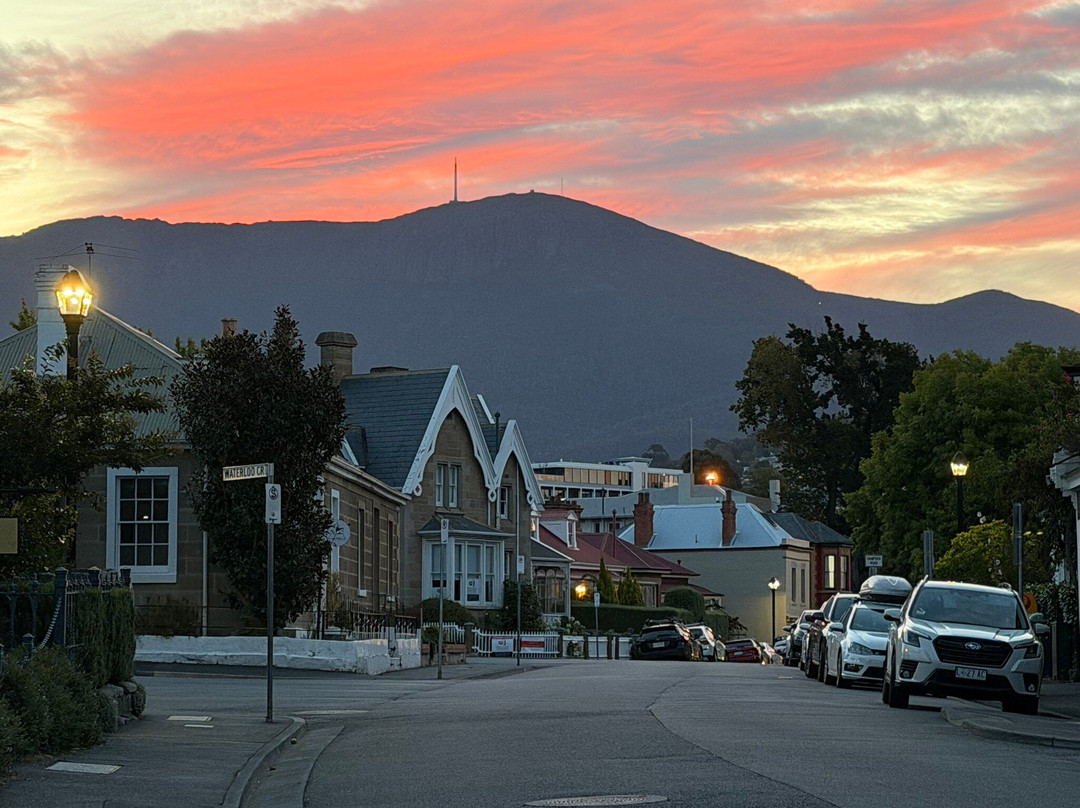 格兰德景观私人酒店主图