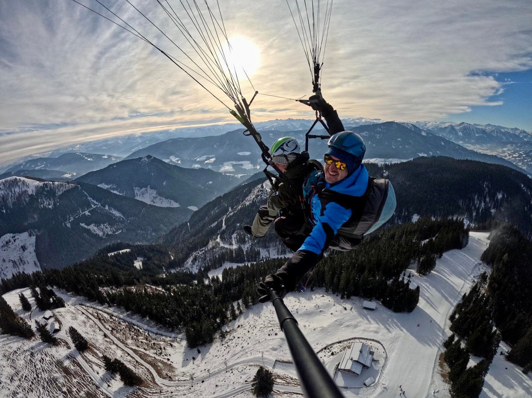 FlyTandem Paragliding-维尔芬韦恩必去景点
