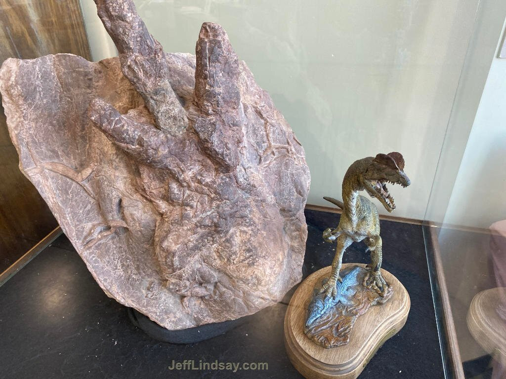 St. George Dinosaur Discovery Site at Johnson Farm-圣乔治必去景点