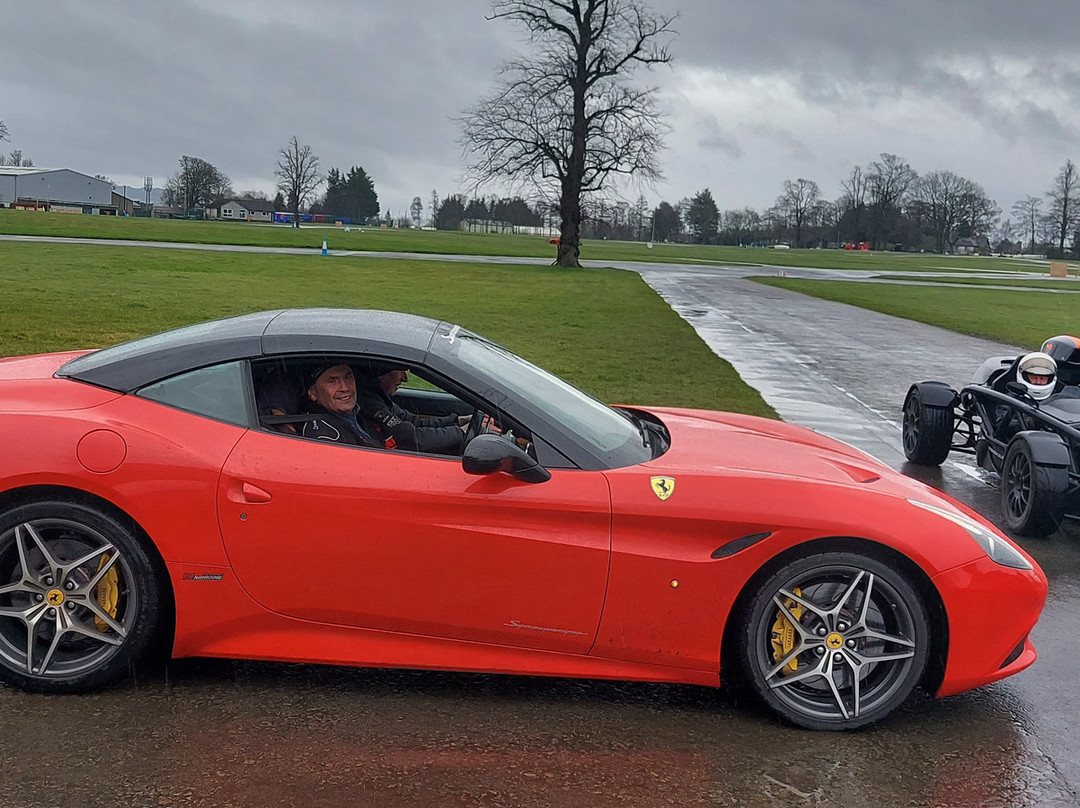 Supercar Experience Ingliston-爱丁堡必去景点