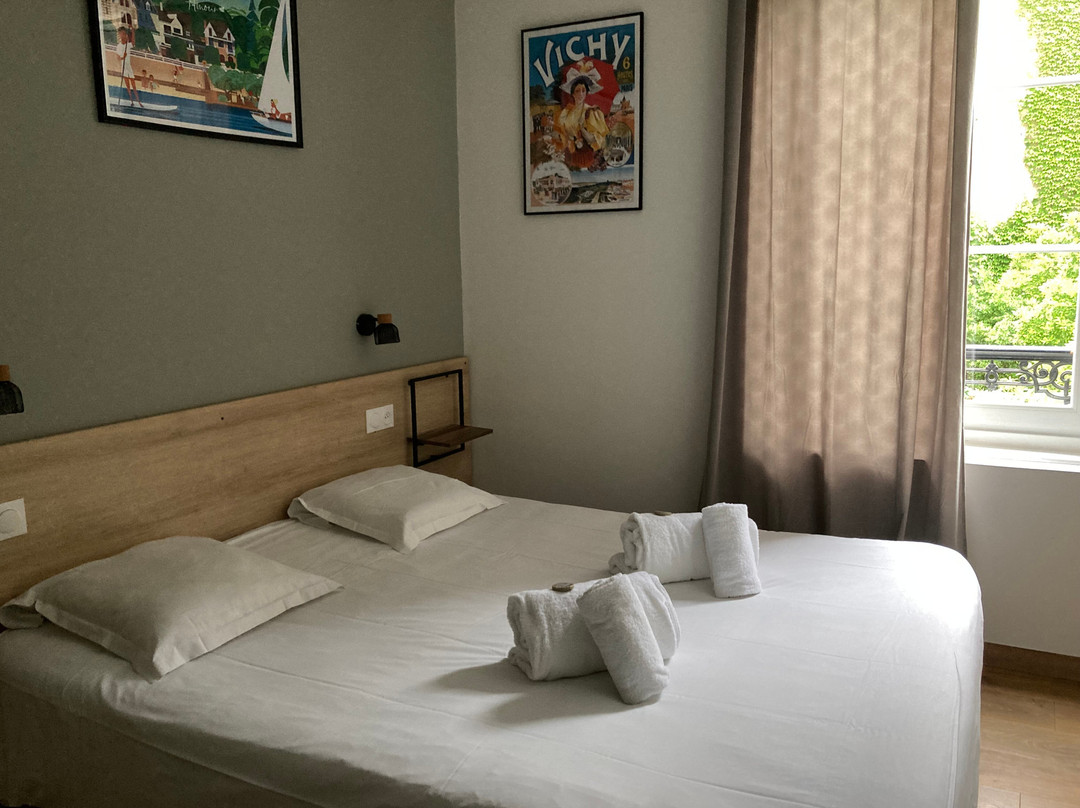 Hôtel & Restaurant le Patio Vichy主图