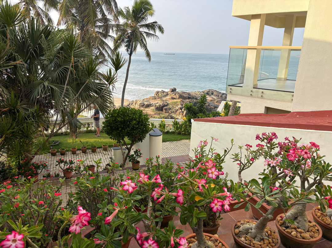 Rockholm at the Light House Beach主图