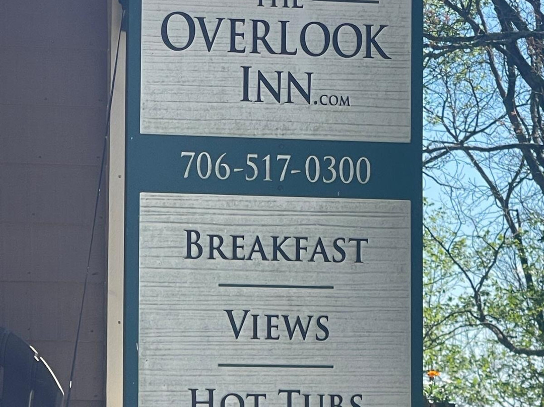 The Overlook Inn主图