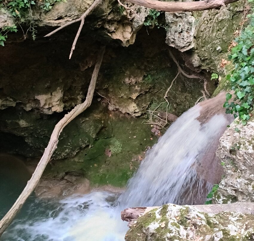 Vallon des Carmes-Barjols必去景点