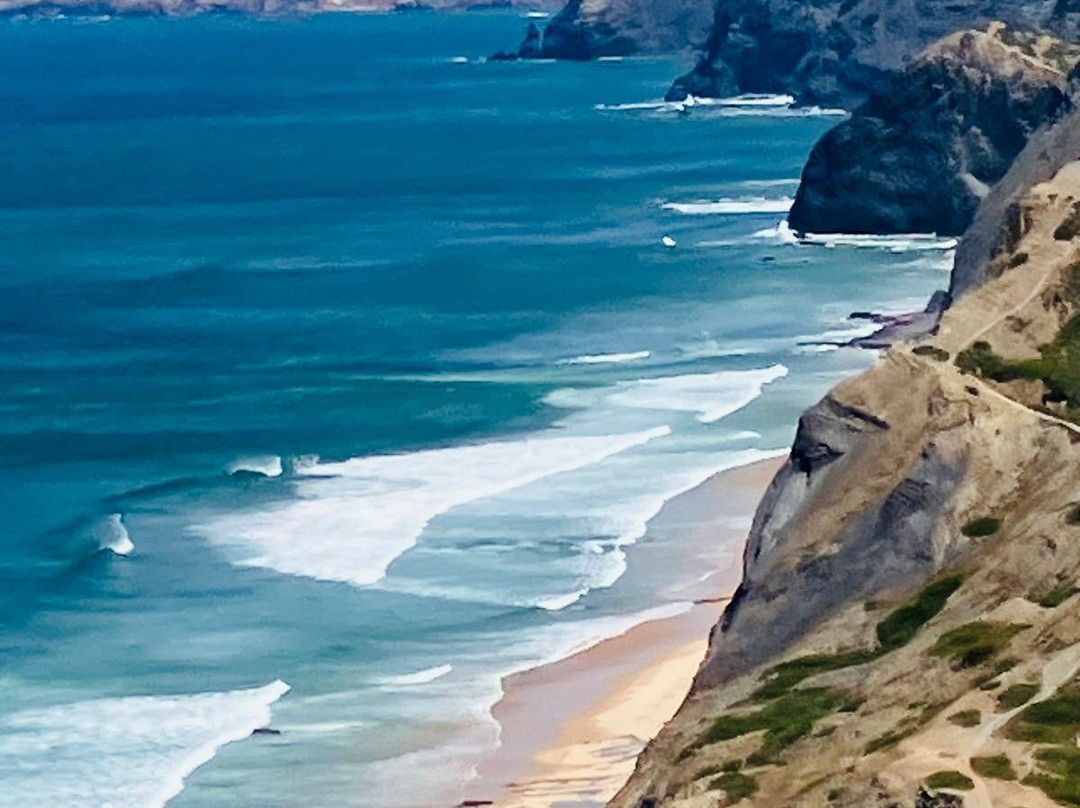 Praia da Cordoama-Vila do Bispo必去景点