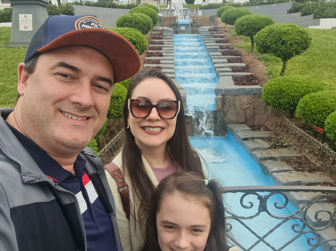 Praça Prefeitura De Treze Tilias-Treze Tilias必去景点