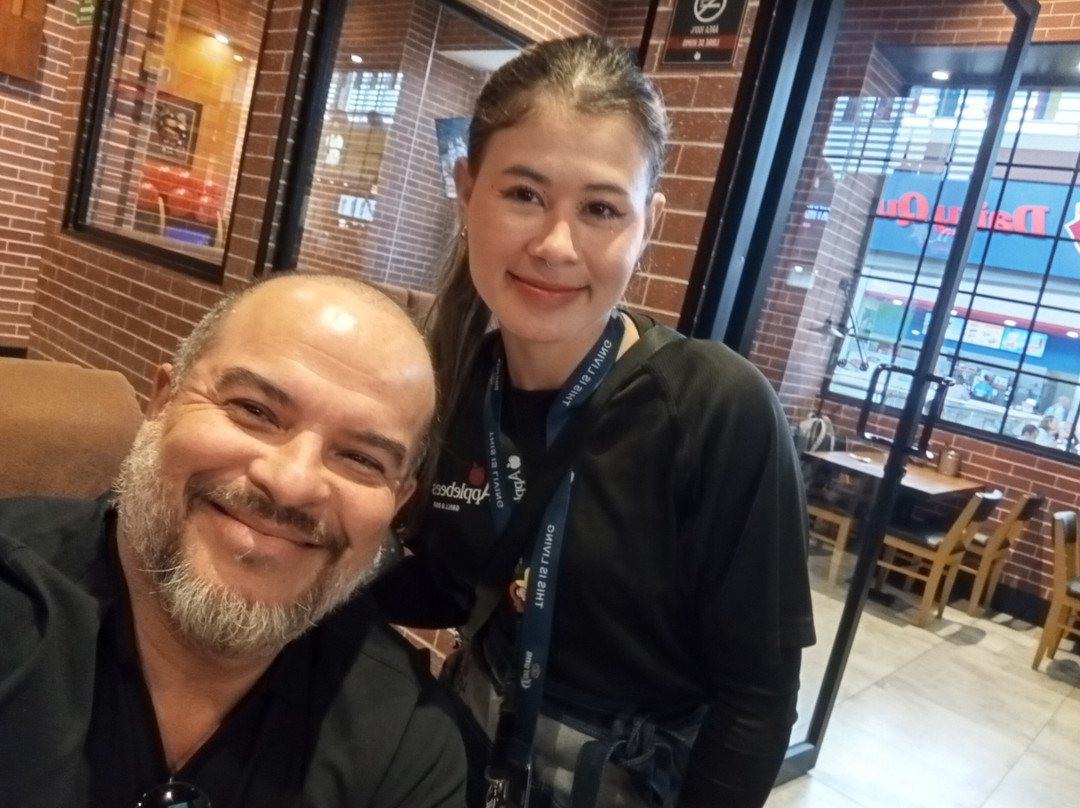 Applebee's Multiplaza Pacific