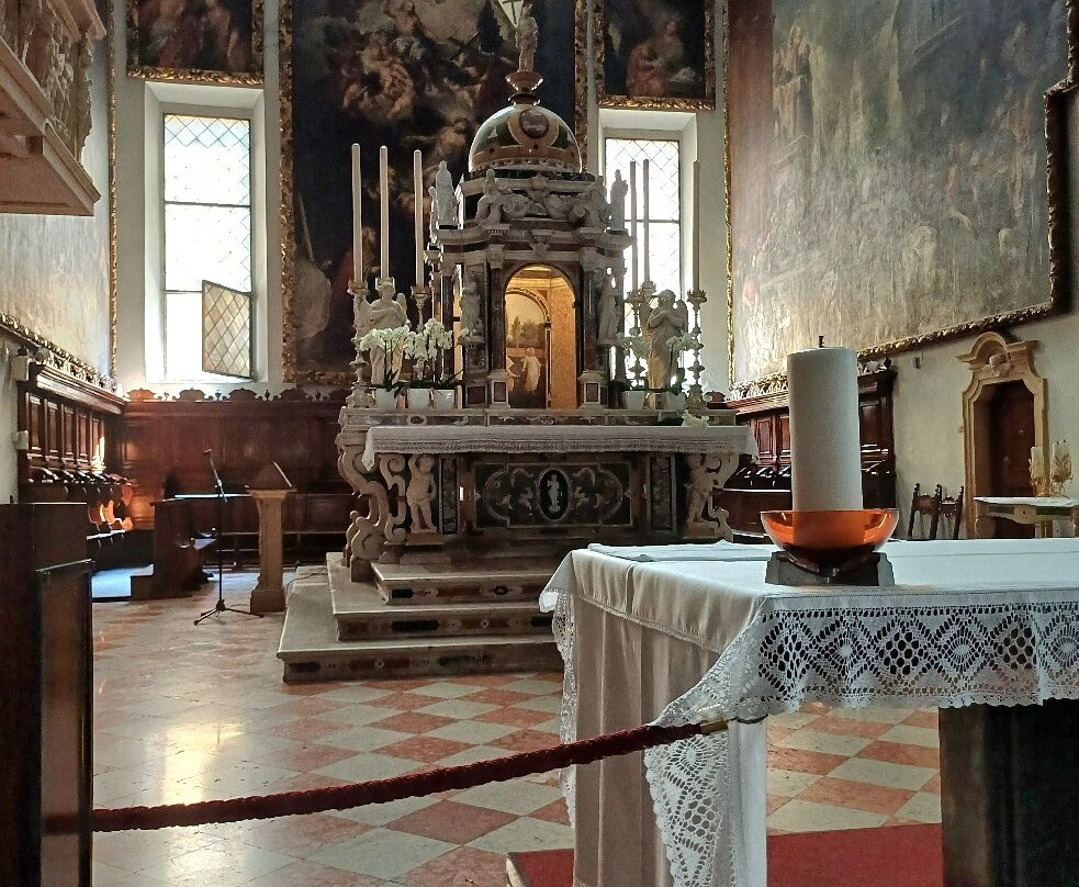 Duomo Di Santa Maria Maddalena-代森扎诺-德尔加达必去景点