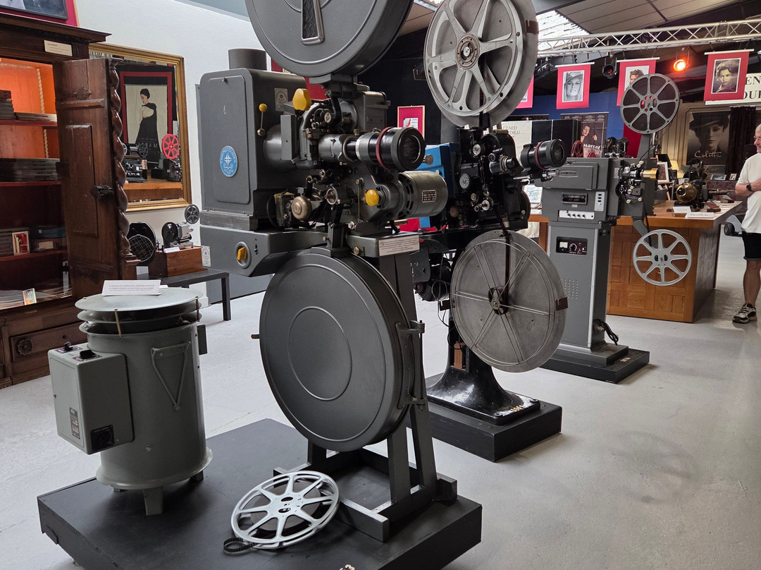 Musée Du Cinéma-Bueil必去景点