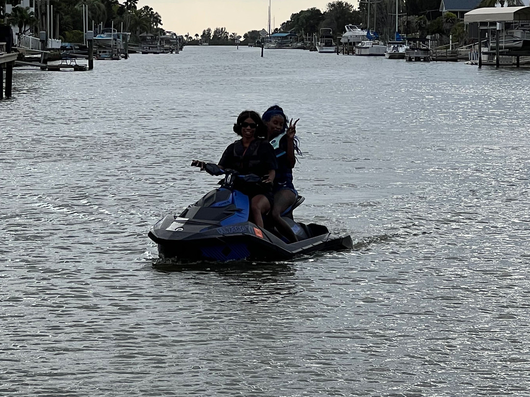 Xtr3me Vortex Jet Ski Rentals-Weeki Wachee必去景点