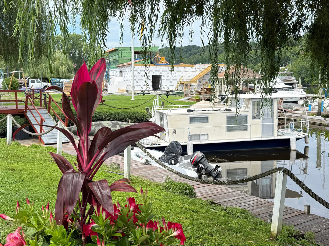 Rondout Yacht Basin-Connelly必去景点