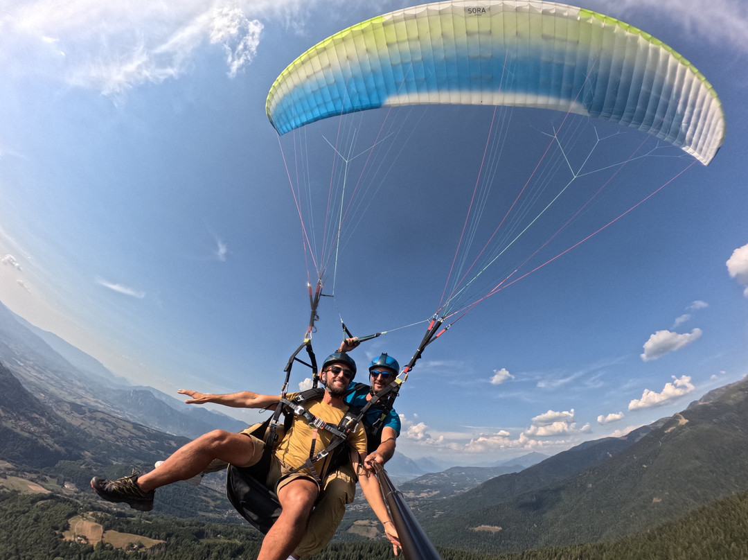 Sacha parapente biplace-Allevard必去景点
