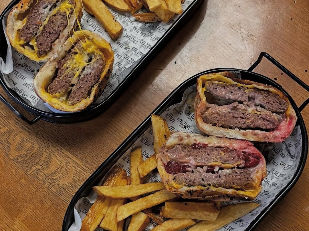 Calzone Burger