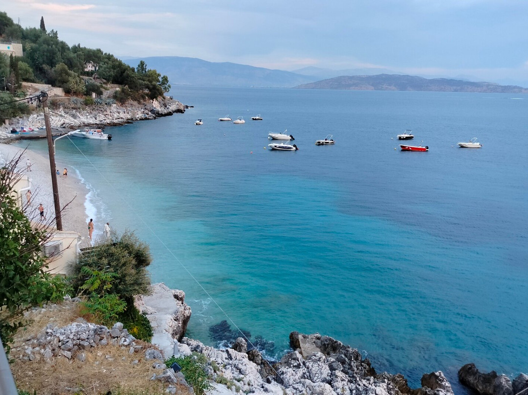 Kaminaki Beach-Nissaki必去景点