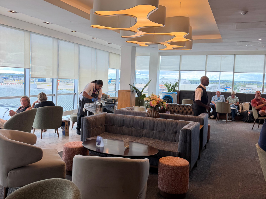 No1 Lounge - Gatwick North-霍利必去景点