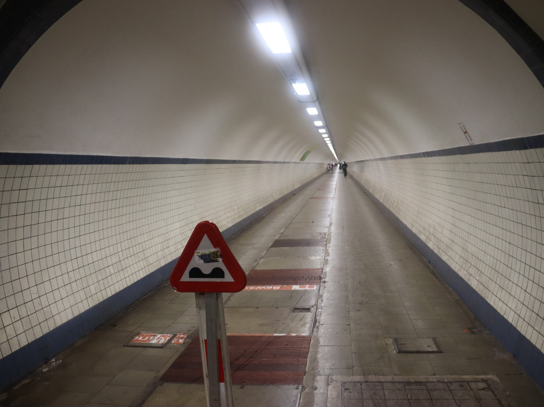 St. Anna's Tunnel / Pedestrians' Tunnel-安特卫普必去景点
