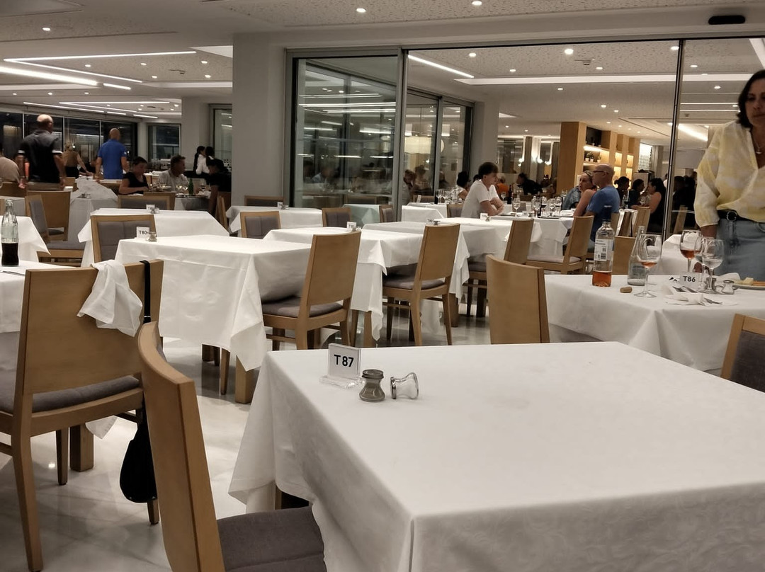 地中海酒店-限成人主图
