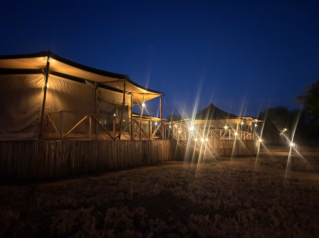 Sightseeing Luxury Tented Lodge