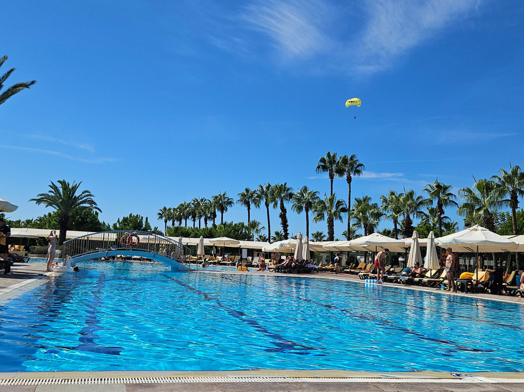 Club Hotel Turan Prince World主图