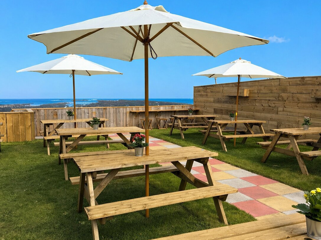 Edgewater Cafe