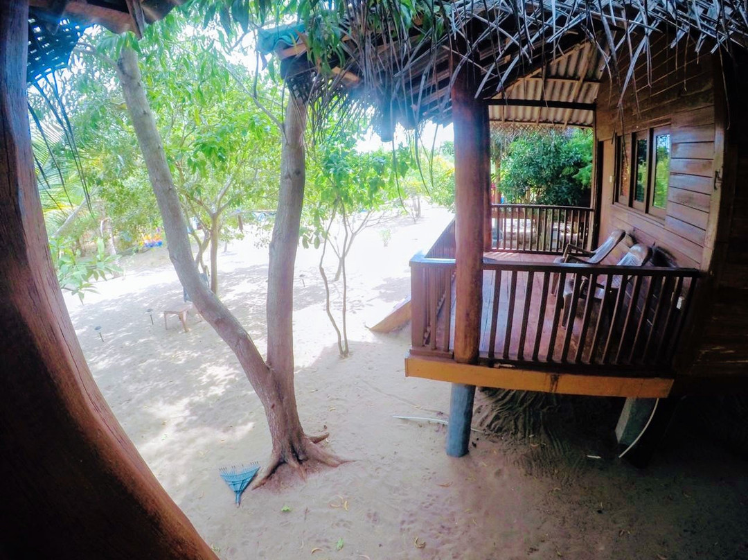 Pottuvil酒店住宿-Ocean View Cabana & Guest House