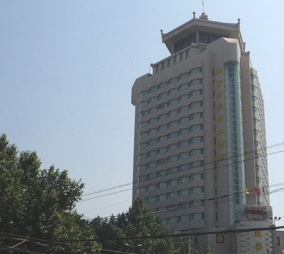 皇后大酒店主图