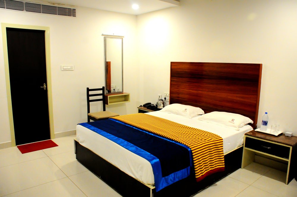 Hotel Rathna Park-官方