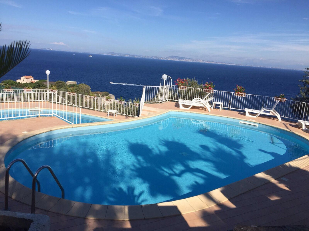 Marina di Puolo酒店住宿-Hotel Villa Lubrense