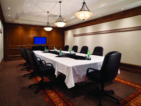 红鹿度假村及娱乐场主图