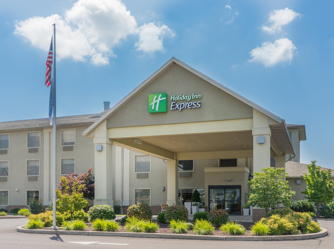 Holiday Inn Express Bloomsburg By IHG主图