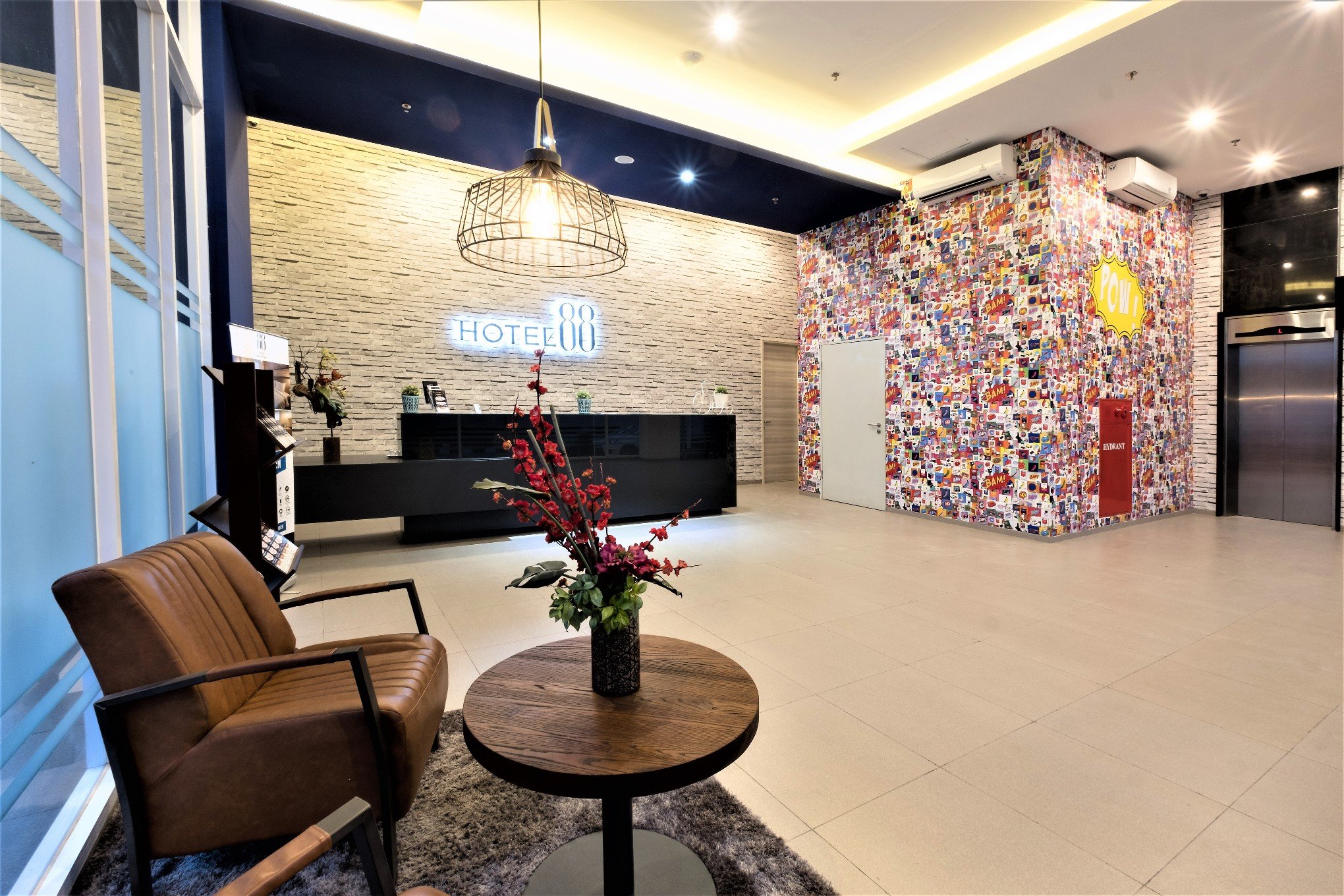 Hotel 88 Bekasi by WH-浴室