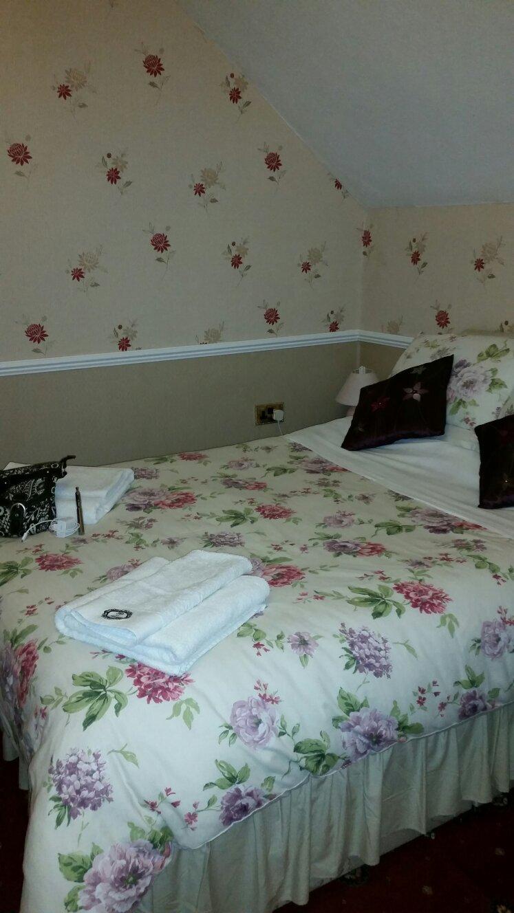 Shenley Lodge-客卧