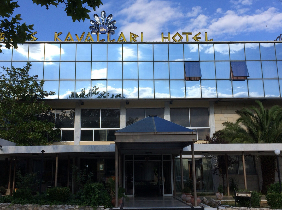 阿查尔尼斯卡瓦拉瑞套房酒店