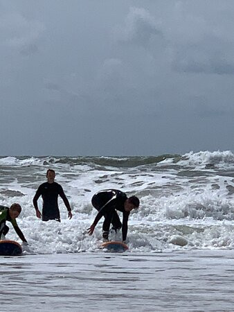 Bliss surf school景点图片