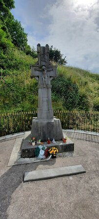 Michael Collins Monument-科克必去景点