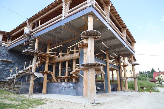 Restaurant Ranca Ski-家庭/游戏区