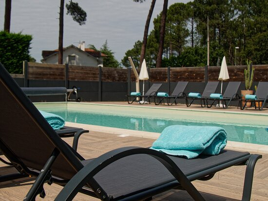 Hotel Au Bon Coin du Lac主图